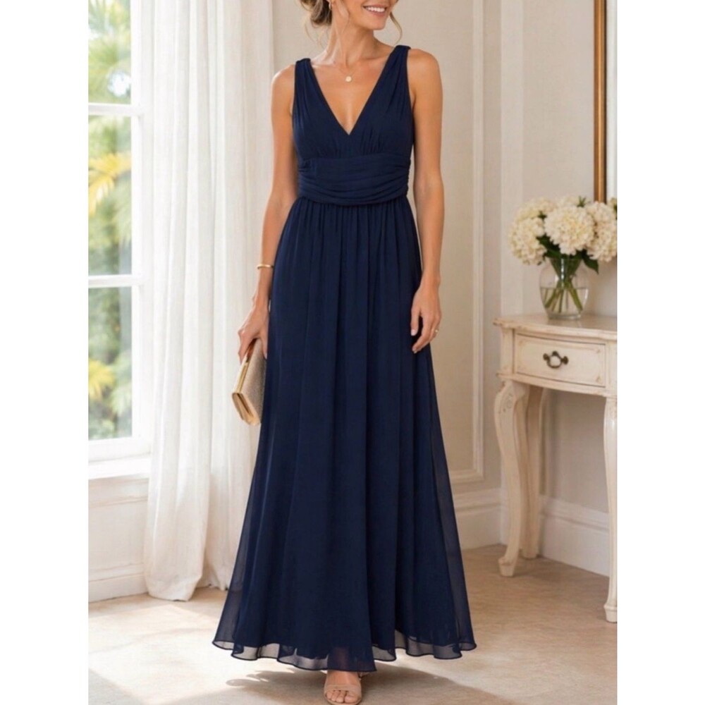 NWT Sleeveless Maxi Dress Women’s Navy Chiffon V-Neck Size 6